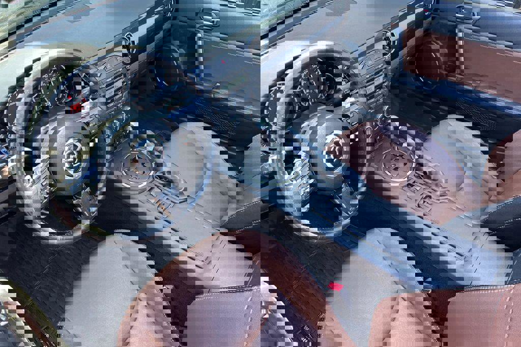 Used 2015 MAZDA MX-5 Miata Grand Touring image 11