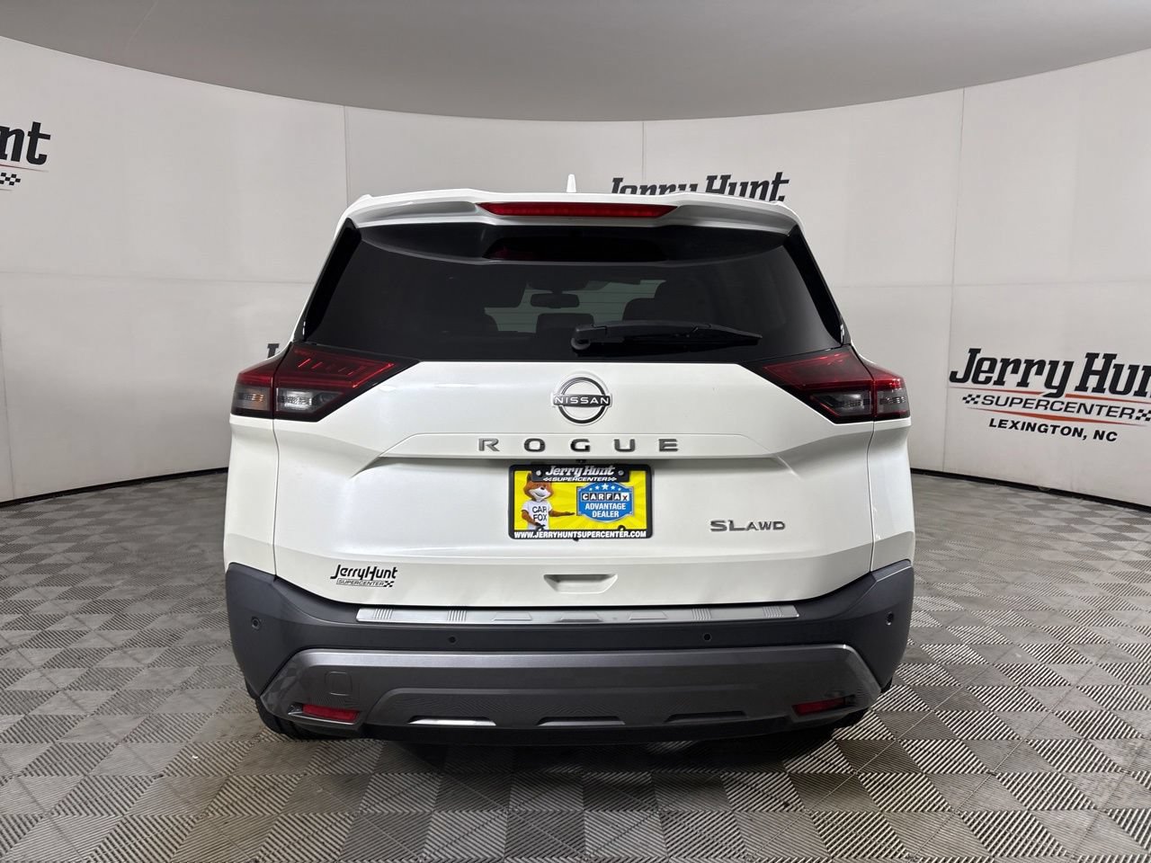 Used 2023 Nissan Rogue SL w/ SL Premium Package AWD/4WD image 6