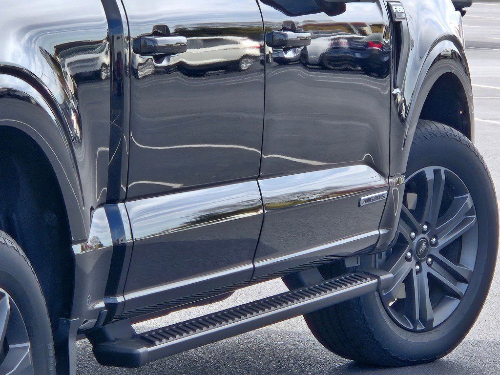 Used 2023 Ford F150 XLT w/ Equipment Group 302A High image 14