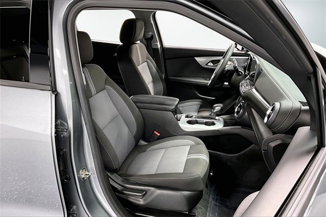 Used 2025 Chevrolet Blazer LT image 27