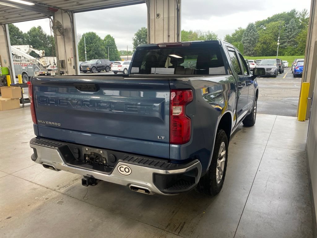 Used 2024 Chevrolet Silverado 1500 LT AWD/4WD image 4