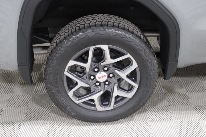 New 2026 GMC Sierra 1500 SLE w/ X31 Off-Road Package AWD/4WD image 45