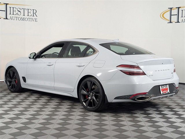 Used 2022 Genesis G70 3.3T image 5