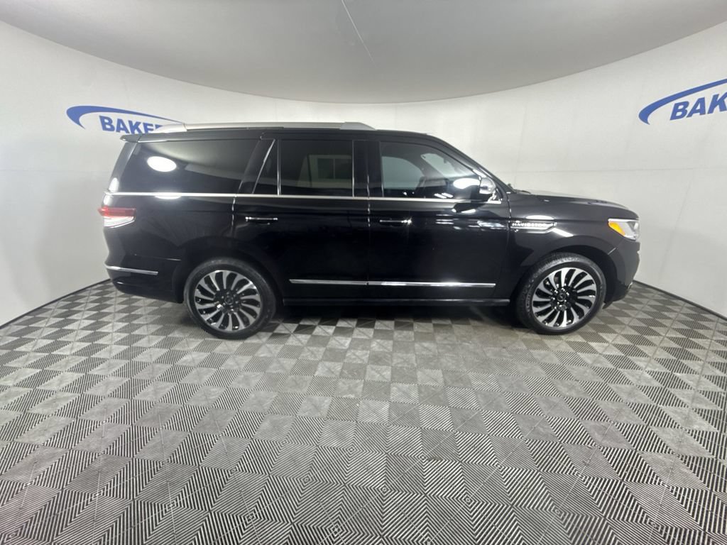 Used 2022 Lincoln Navigator Black Label AWD/4WD image 10
