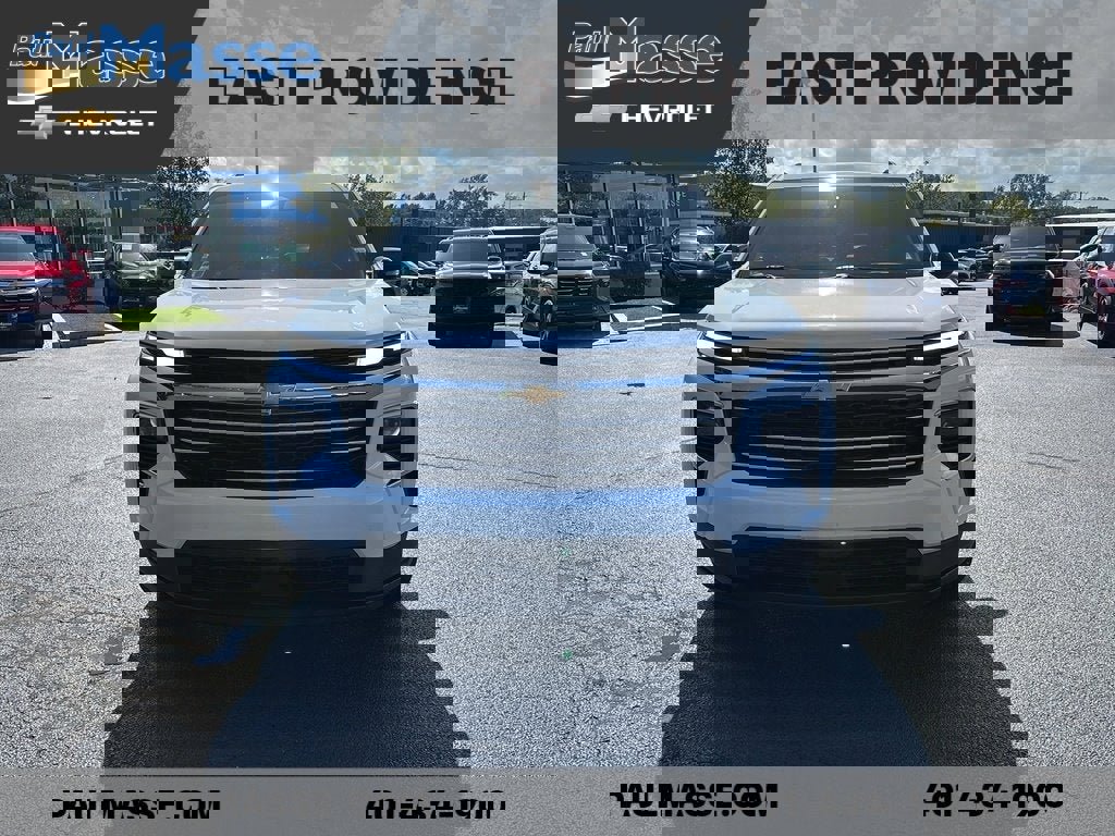 Certified 2025 Chevrolet Traverse LT image 2