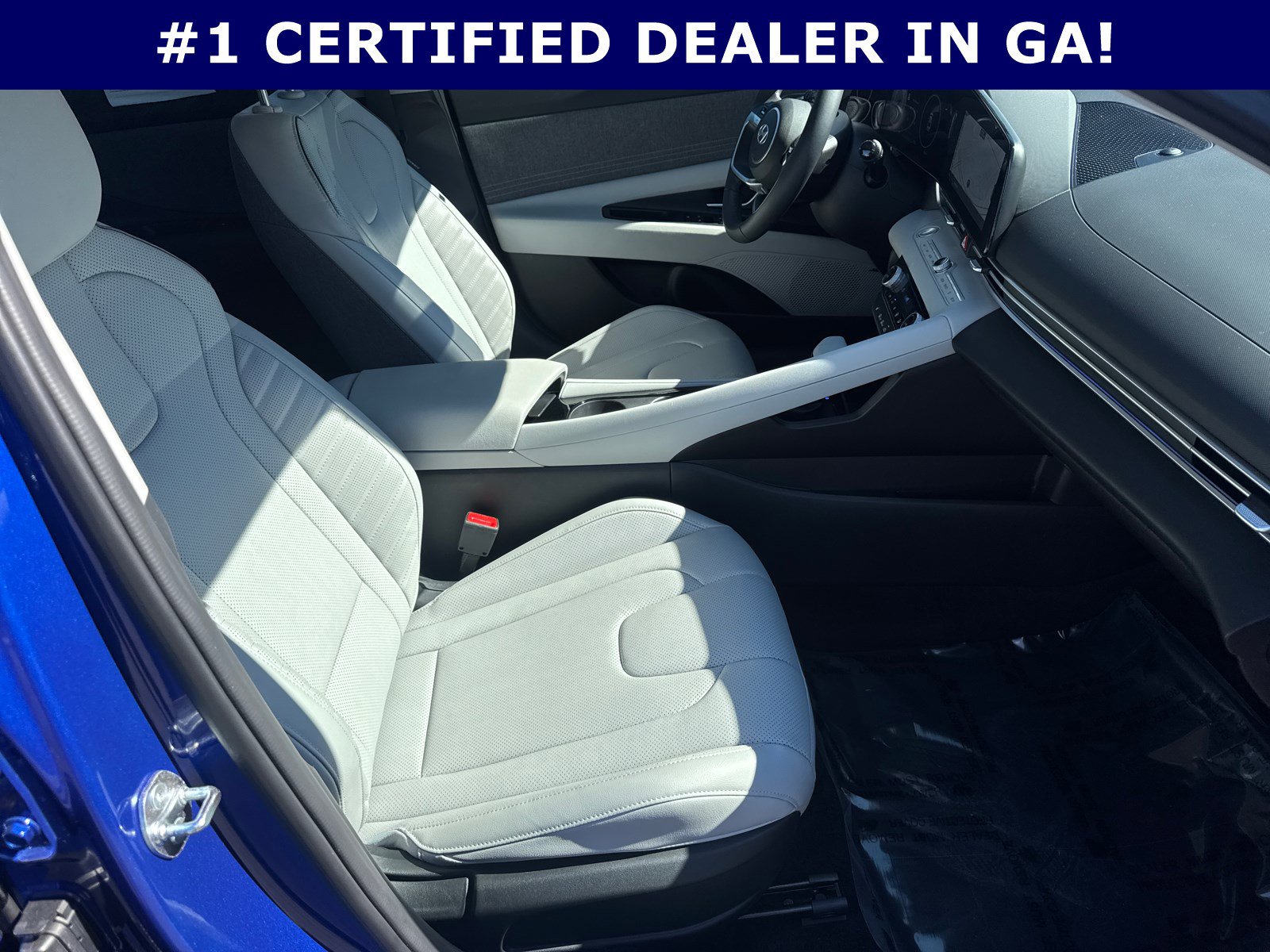 Certified 2025 Hyundai Elantra Limited image 13