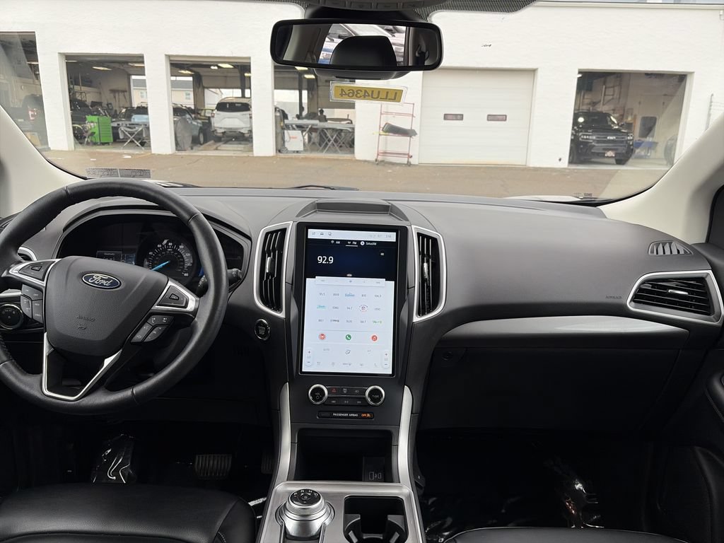 Used 2024 Ford Edge SEL w/ Convenience Package AWD/4WD image 19