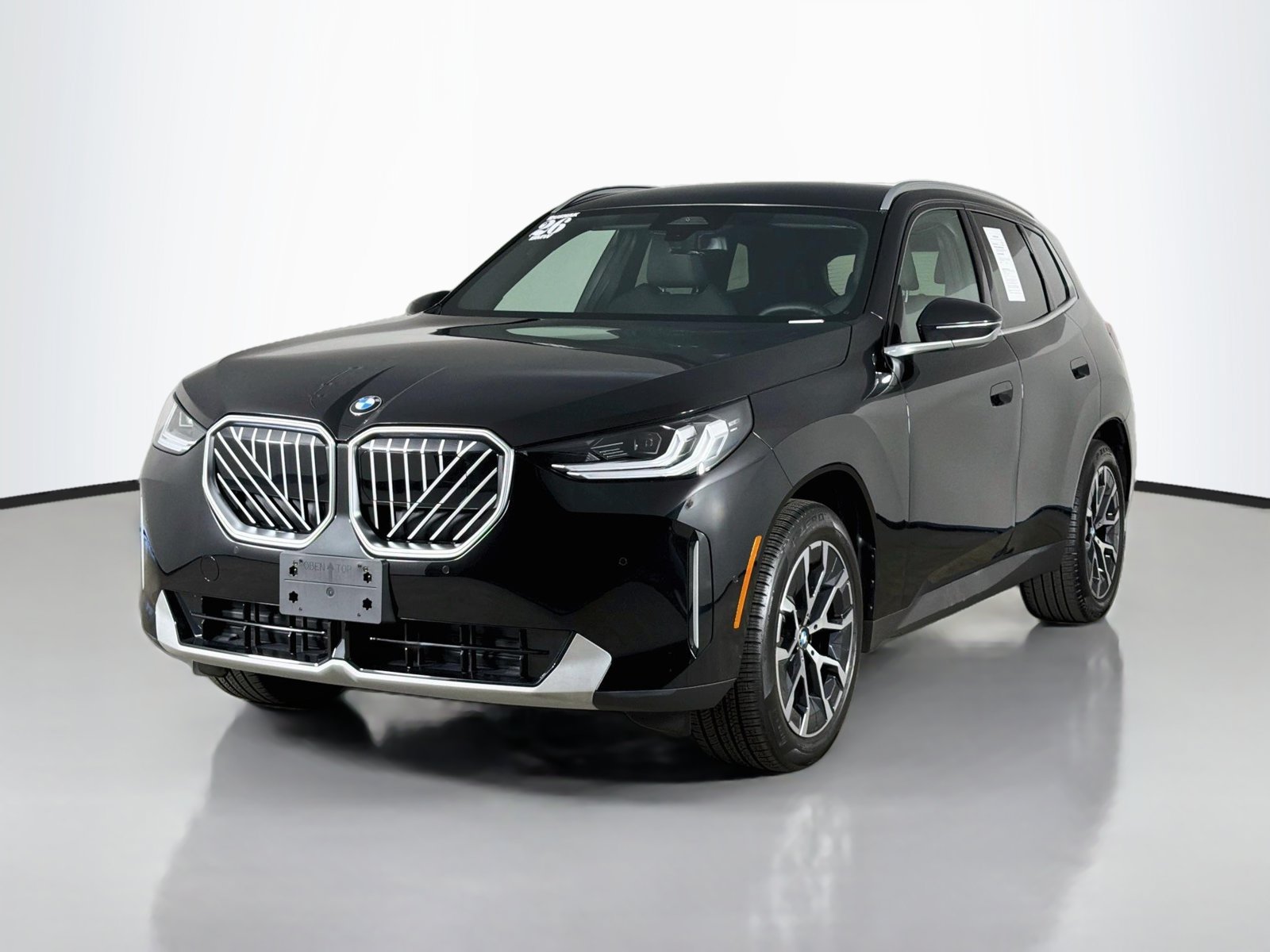Used 2026 BMW X3 xDrive30i w/ Convenience Package AWD/4WD image 3