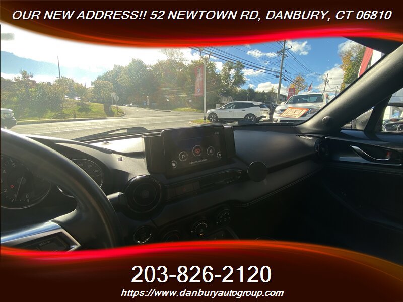 Used 2021 MAZDA MX-5 Miata Club RWD image 22