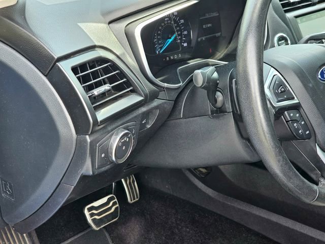 Used 2017 Ford Fusion Titanium FWD image 15