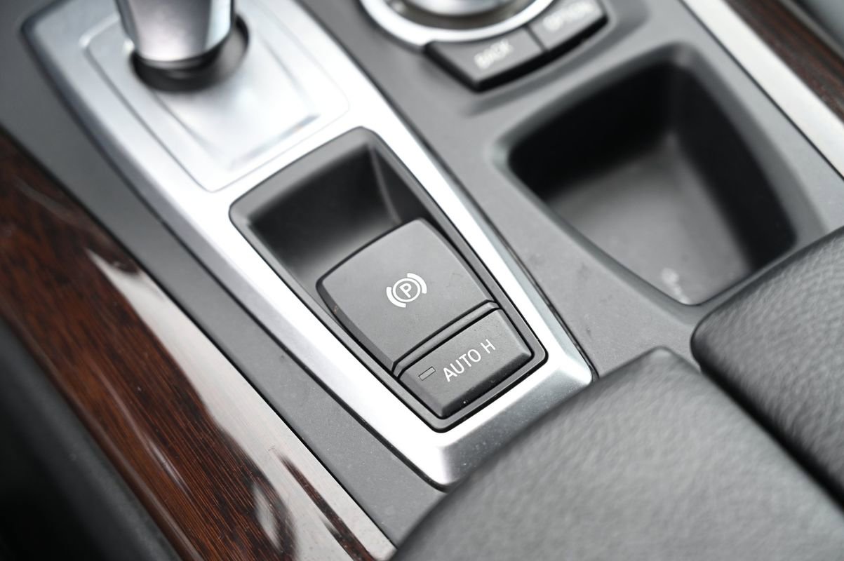 Used 2013 BMW X6 xDrive50i image 34