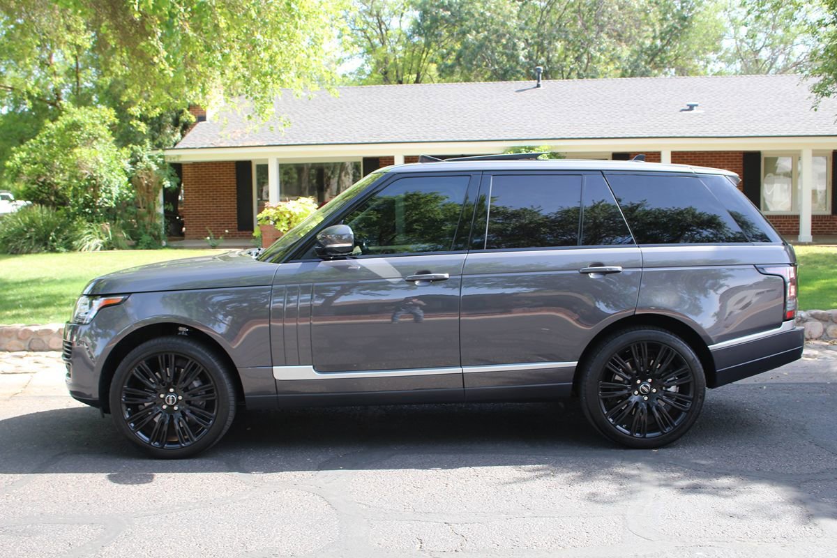 Used 2016 Land Rover Range Rover Supercharged AWD/4WD image 2