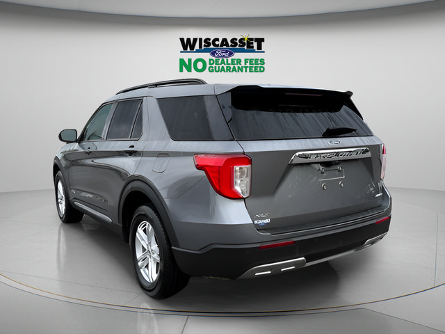Used 2023 Ford Explorer XLT w/ Equipment Group 202A AWD/4WD image 26
