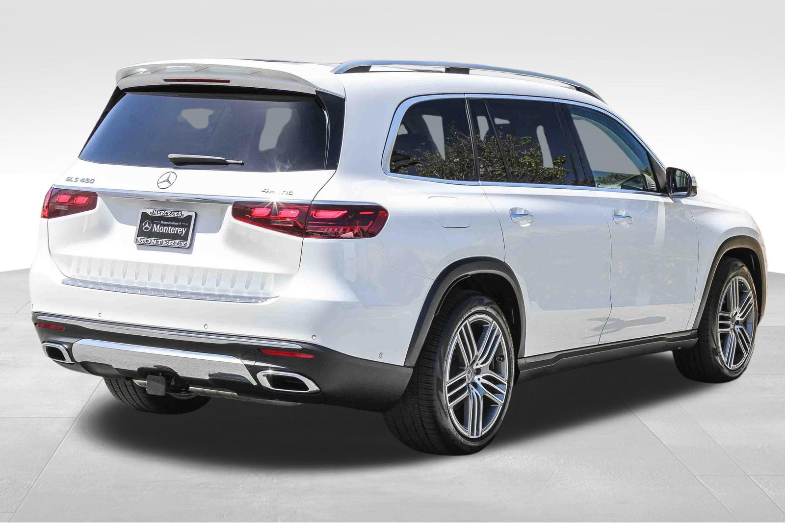 Certified 2024 Mercedes-Benz GLS 450 4MATIC image 10