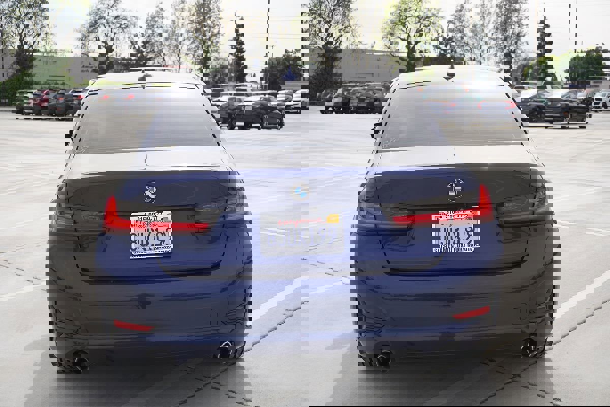 Used 2019 BMW 330i Sedan RWD image 10