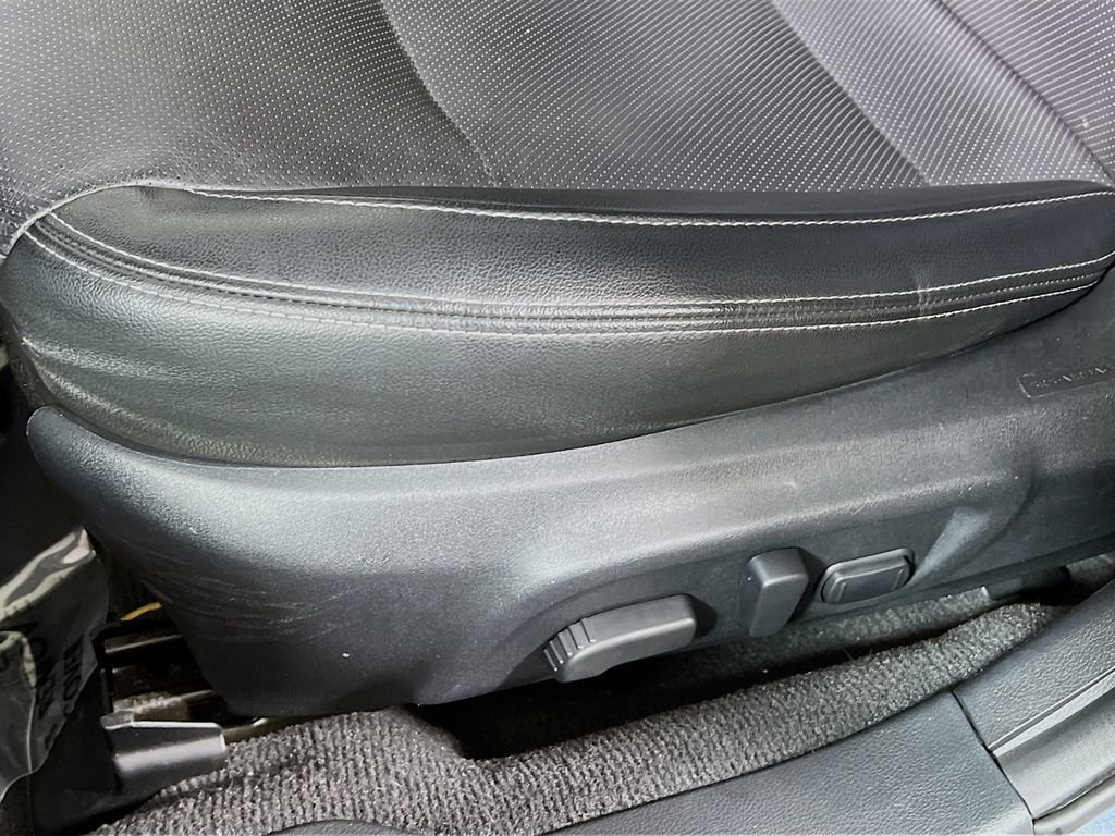 Used 2016 Subaru Legacy 2.5i Limited image 17