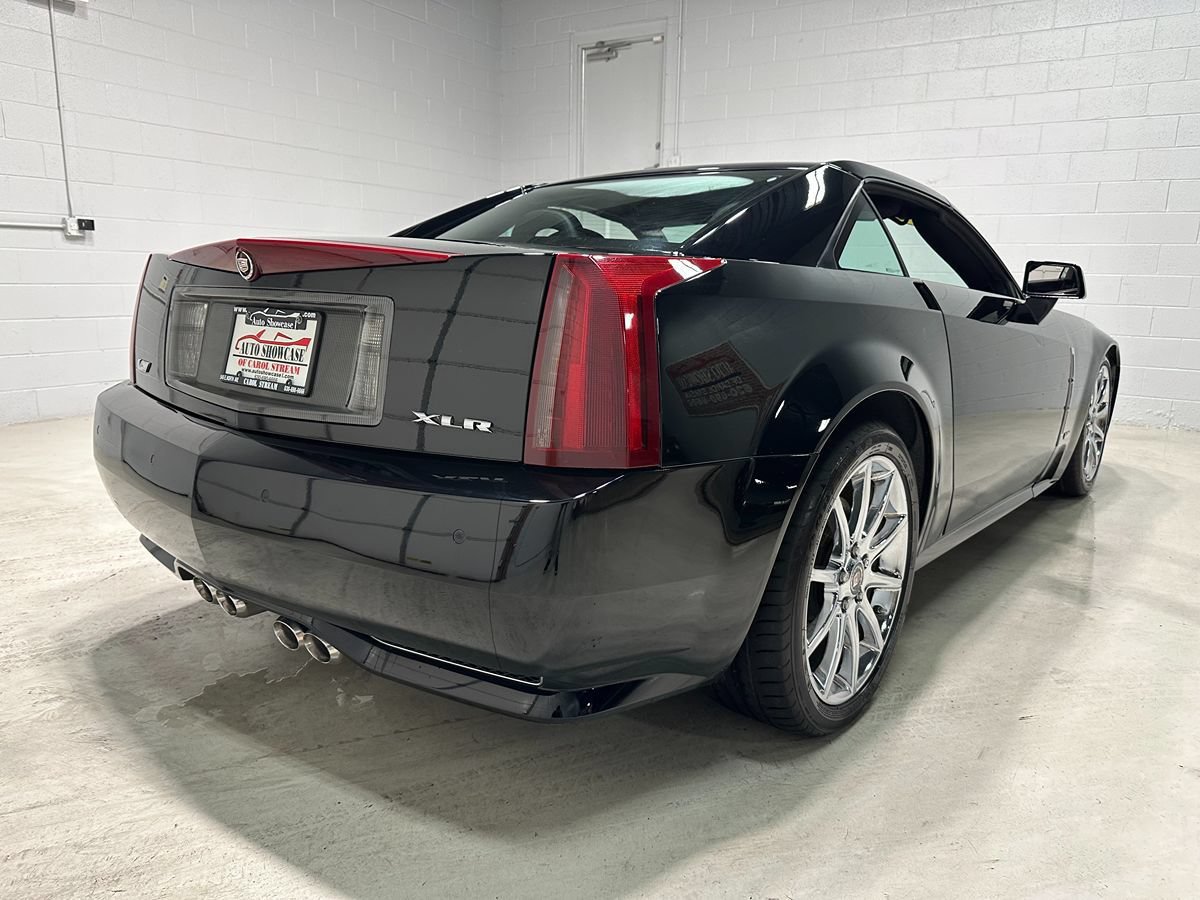 Used 2009 Cadillac XLR V RWD image 9