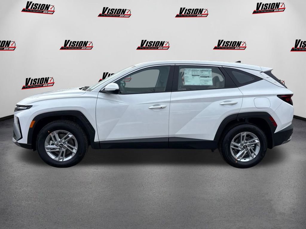 New 2026 Hyundai Tucson SE image 8