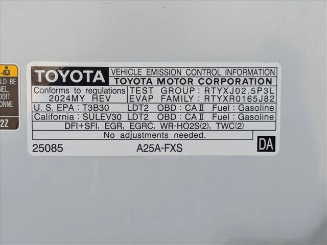 Used 2024 Toyota Venza Nightshade AWD/4WD image 28