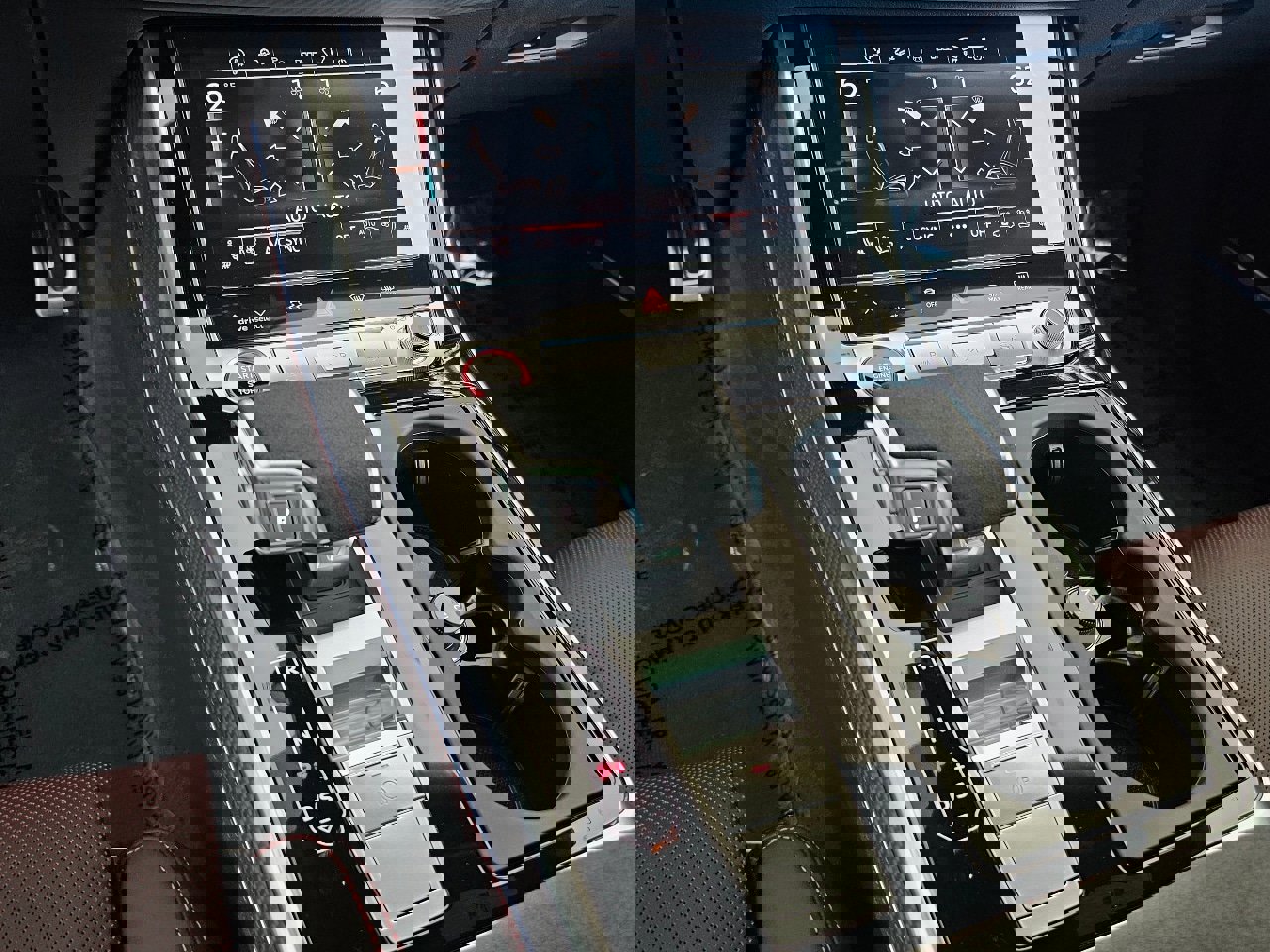 New 2025 Audi RS Q8 performance image 11