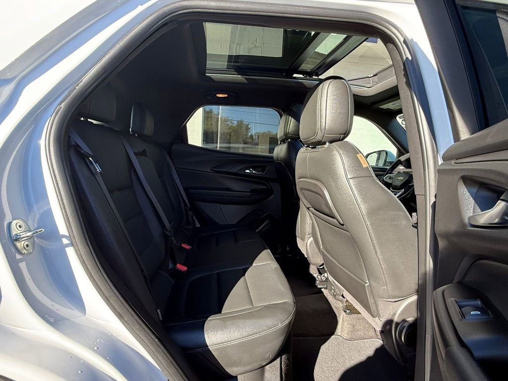 Used 2021 Chevrolet TrailBlazer ACTIV w/ Sun and Liftgate Package image 18