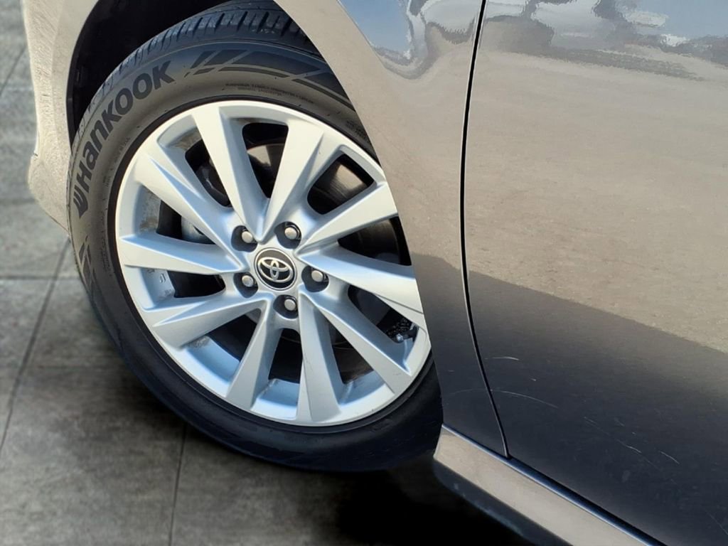 Used 2023 Toyota Camry LE image 9