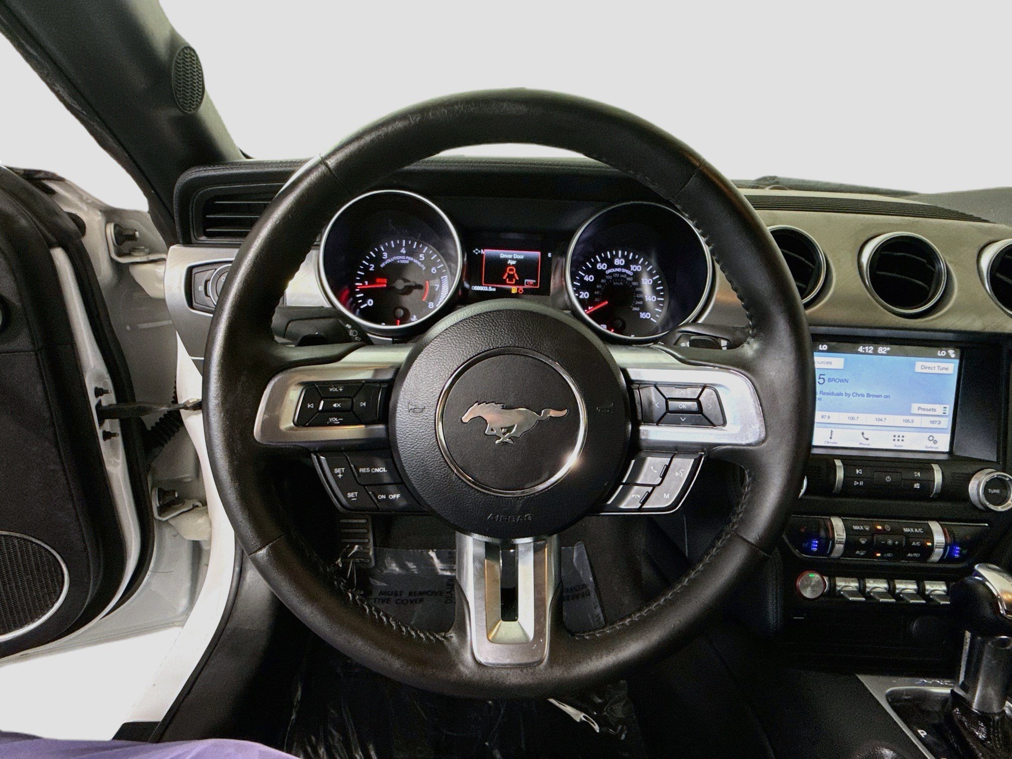 Used 2019 Ford Mustang Premium RWD image 13
