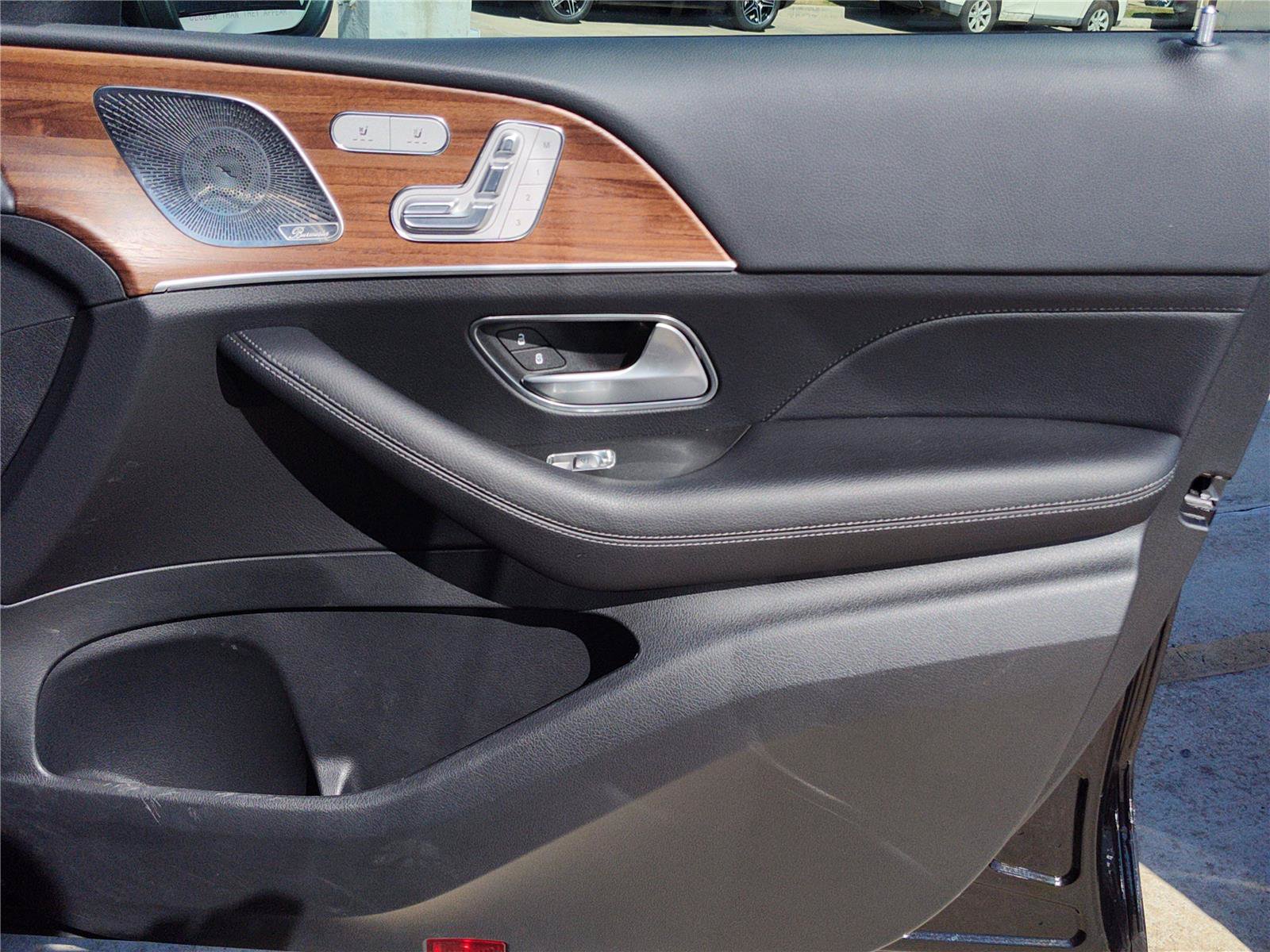 Used 2025 Mercedes-Benz GLE 350 4MATIC image 24