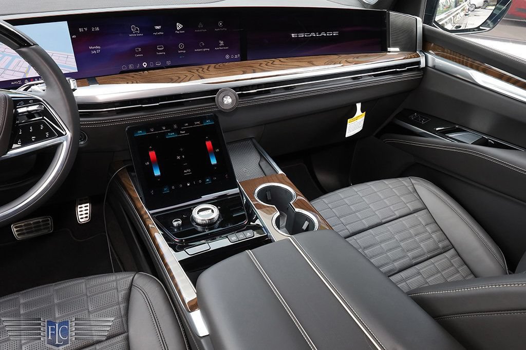Used 2026 Cadillac Escalade ESV Platinum Sport AWD/4WD image 27