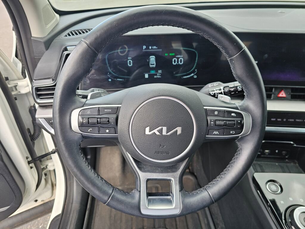 Used 2023 Kia Sportage EX AWD/4WD image 26