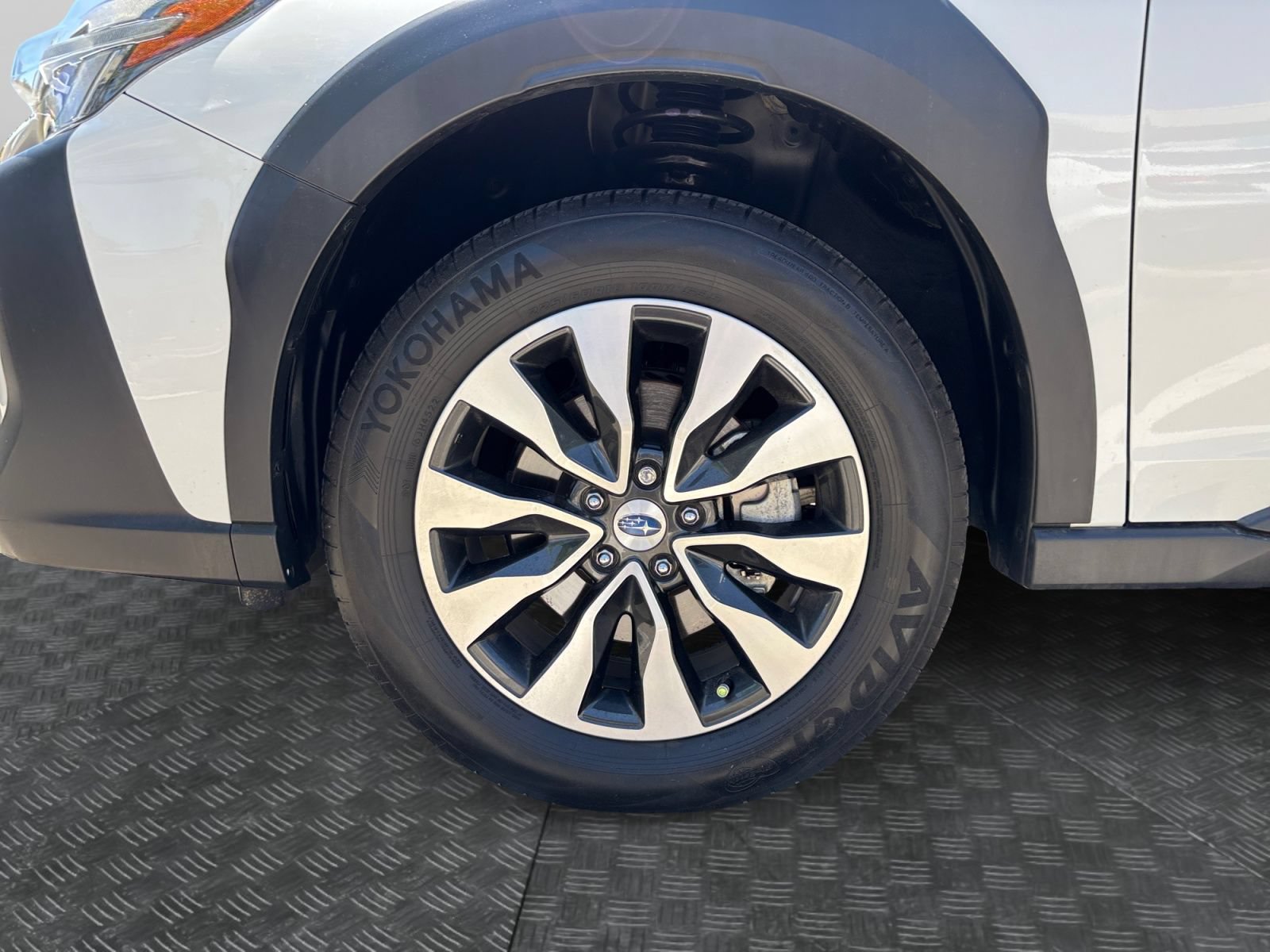 Used 2023 Subaru Outback Limited AWD/4WD image 9