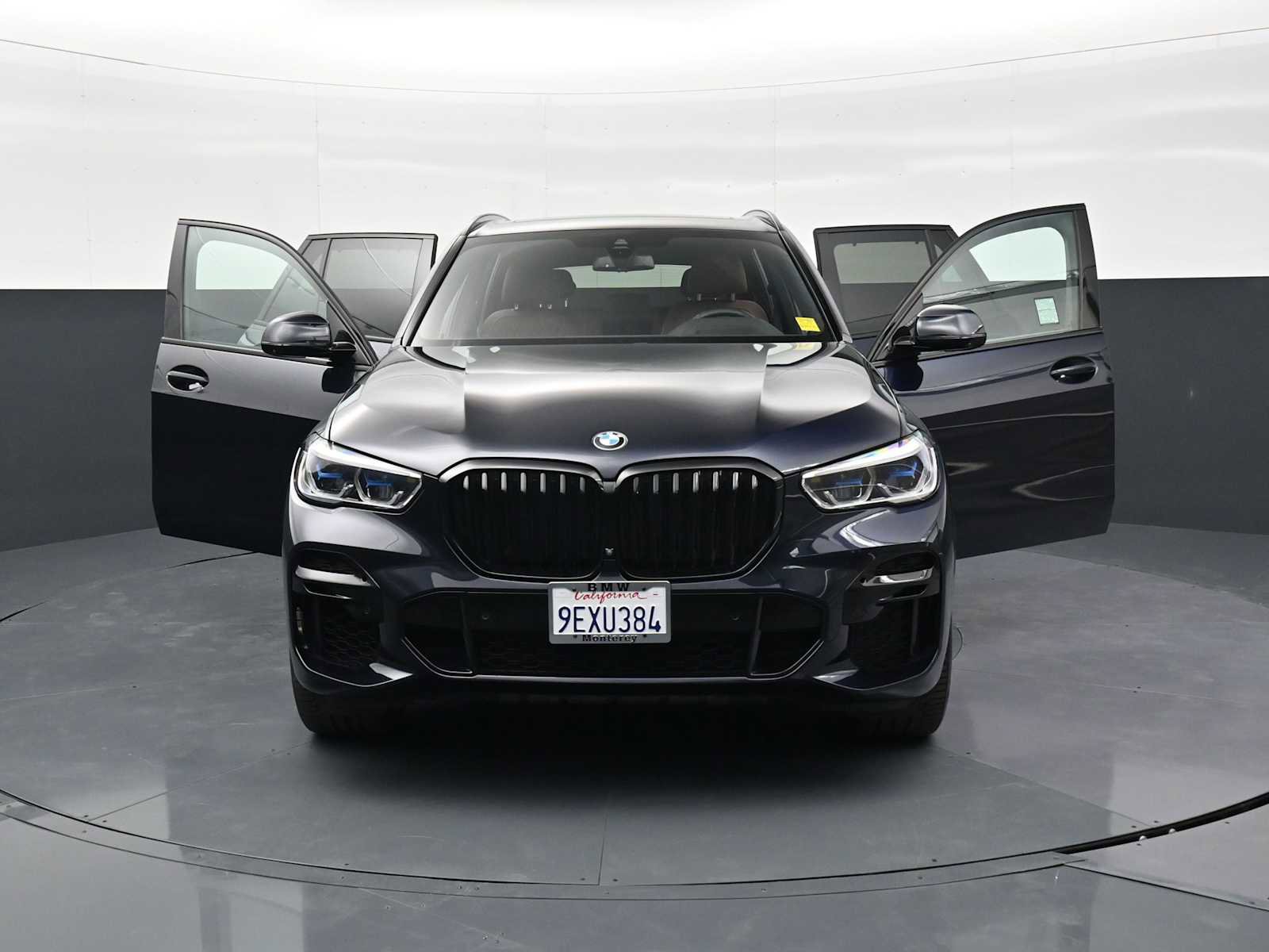 Used 2023 BMW X5 M50i w/ Executive Package image 35