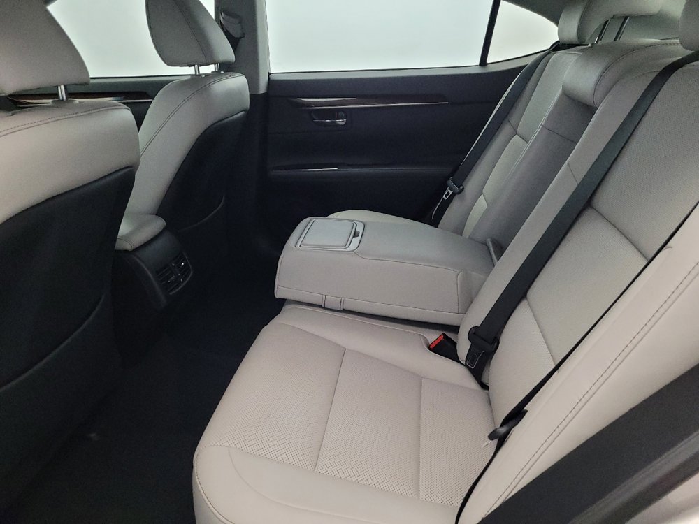 Used 2017 Lexus ES 350 w/ Navigation System Package FWD image 18