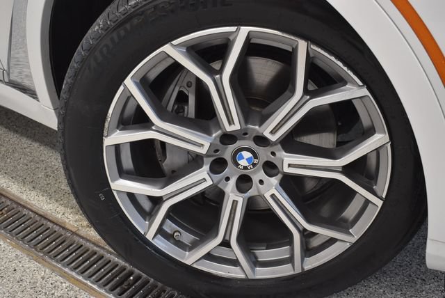 Used 2024 BMW X7 xDrive40i AWD/4WD image 31