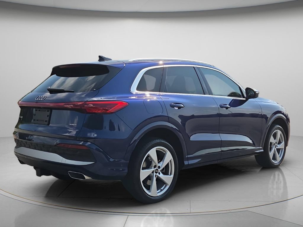 Certified 2025 Audi Q5 Premium Plus AWD/4WD image 7