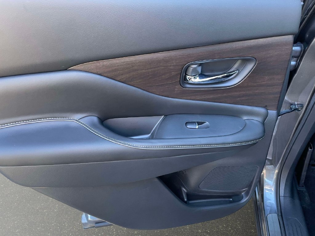 Used 2020 Nissan Murano Platinum FWD image 15