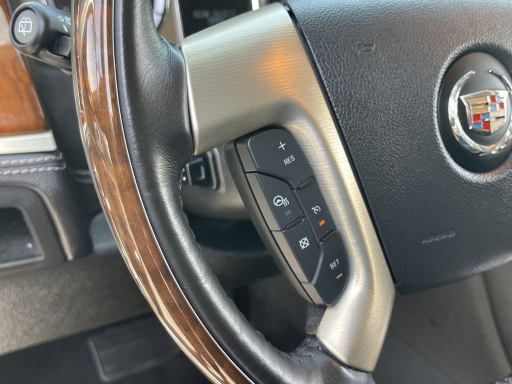 Used 2012 Cadillac Escalade ESV Platinum AWD/4WD image 25