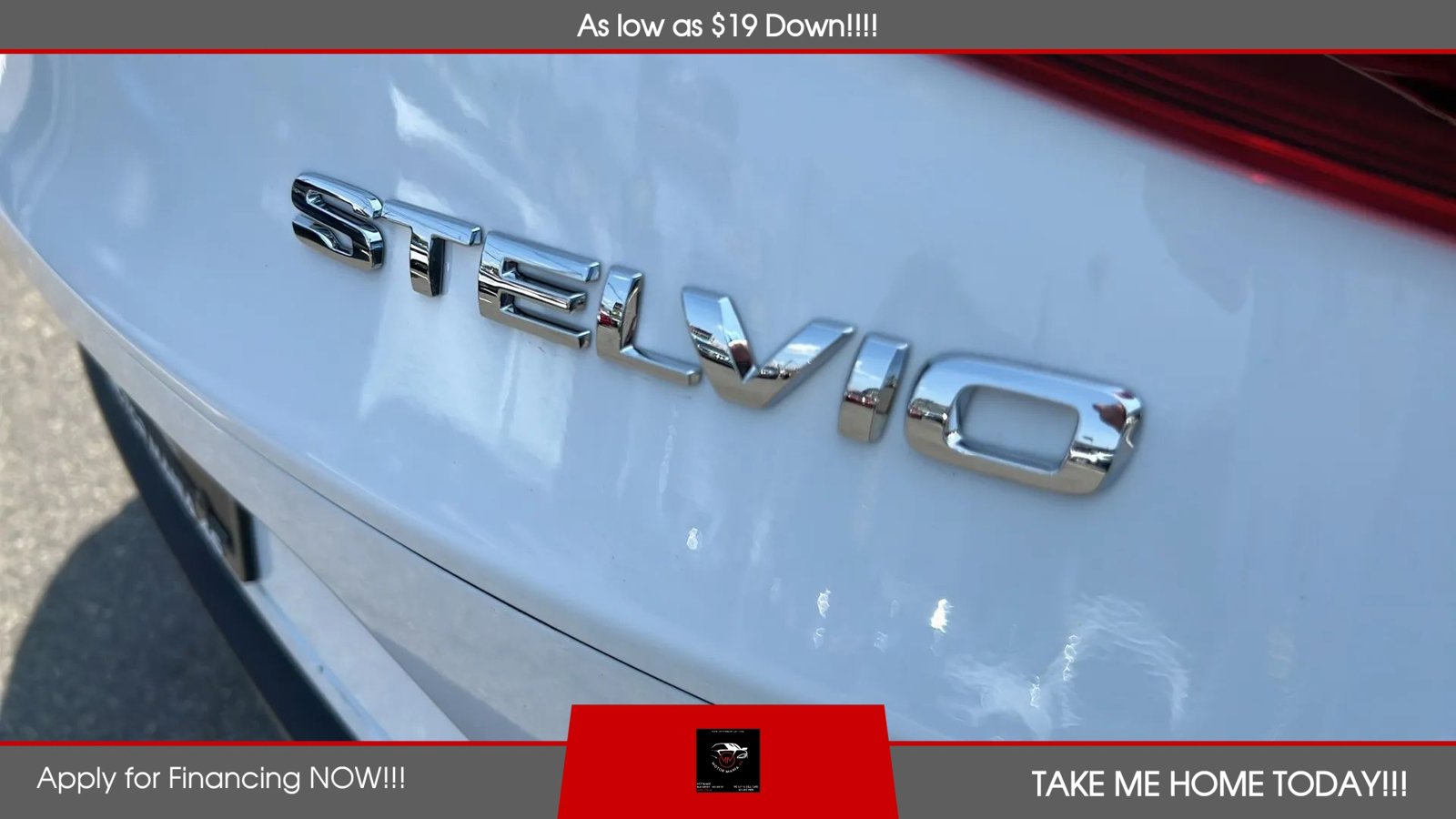 Used 2018 Alfa Romeo Stelvio Ti AWD/4WD image 25