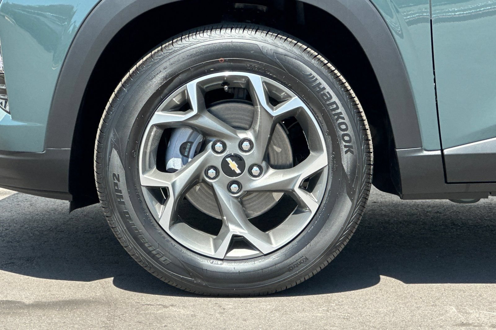 New 2026 Chevrolet Trax LT FWD image 25
