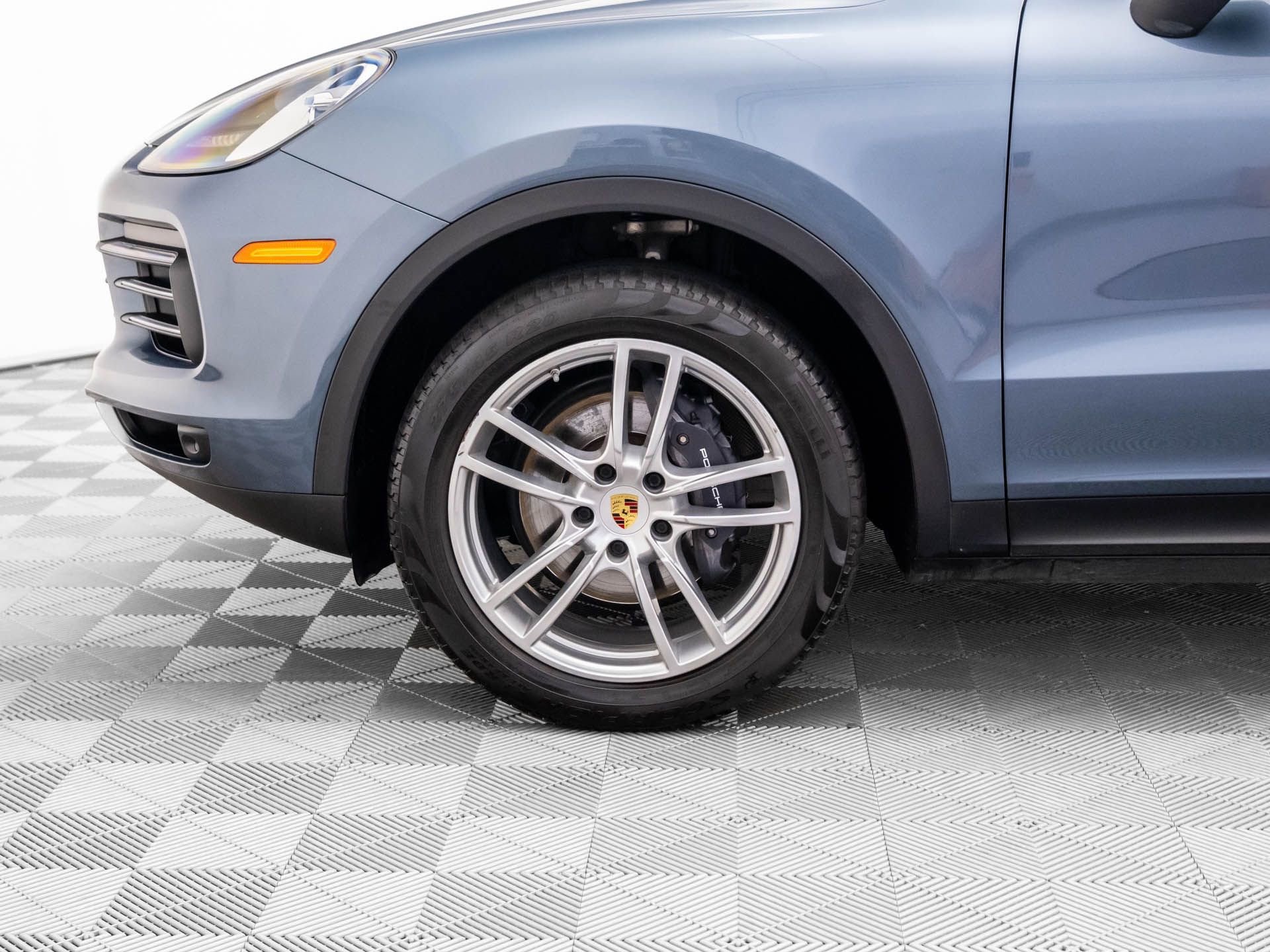Used 2019 Porsche Cayenne image 35