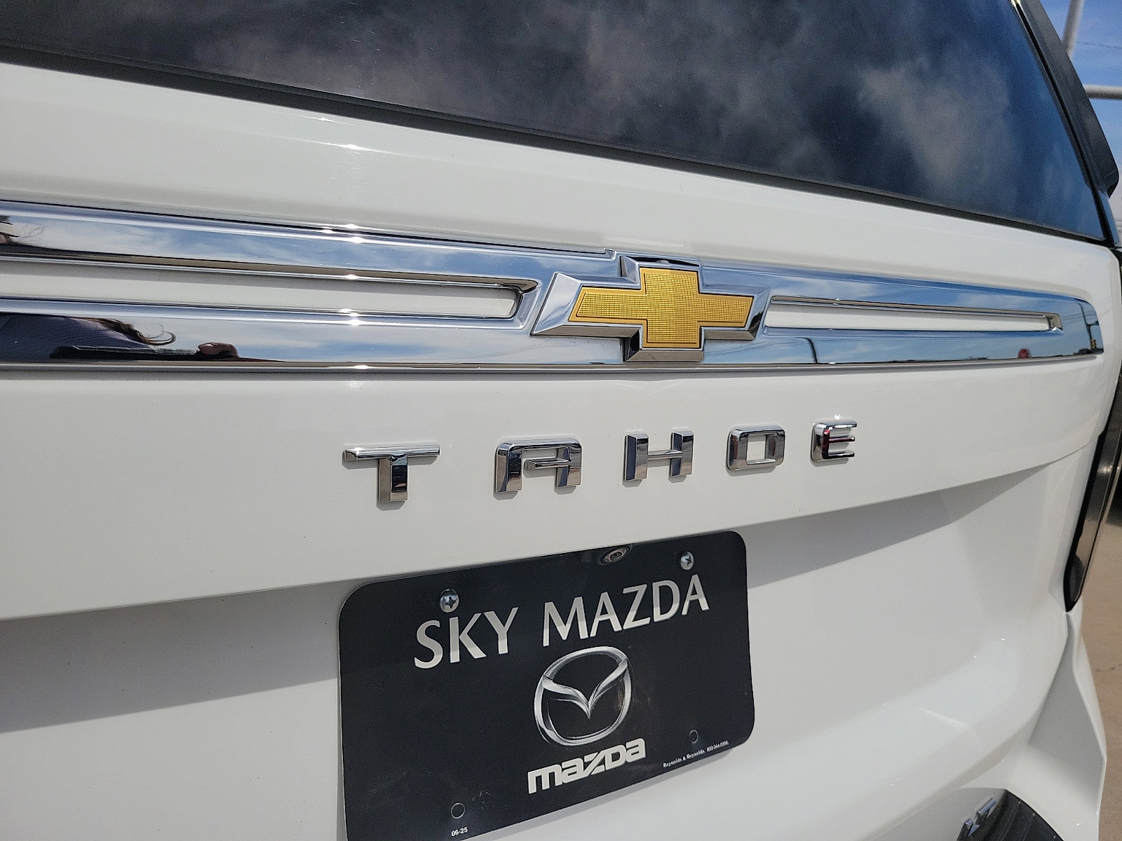 Used 2024 Chevrolet Tahoe LT AWD/4WD image 10