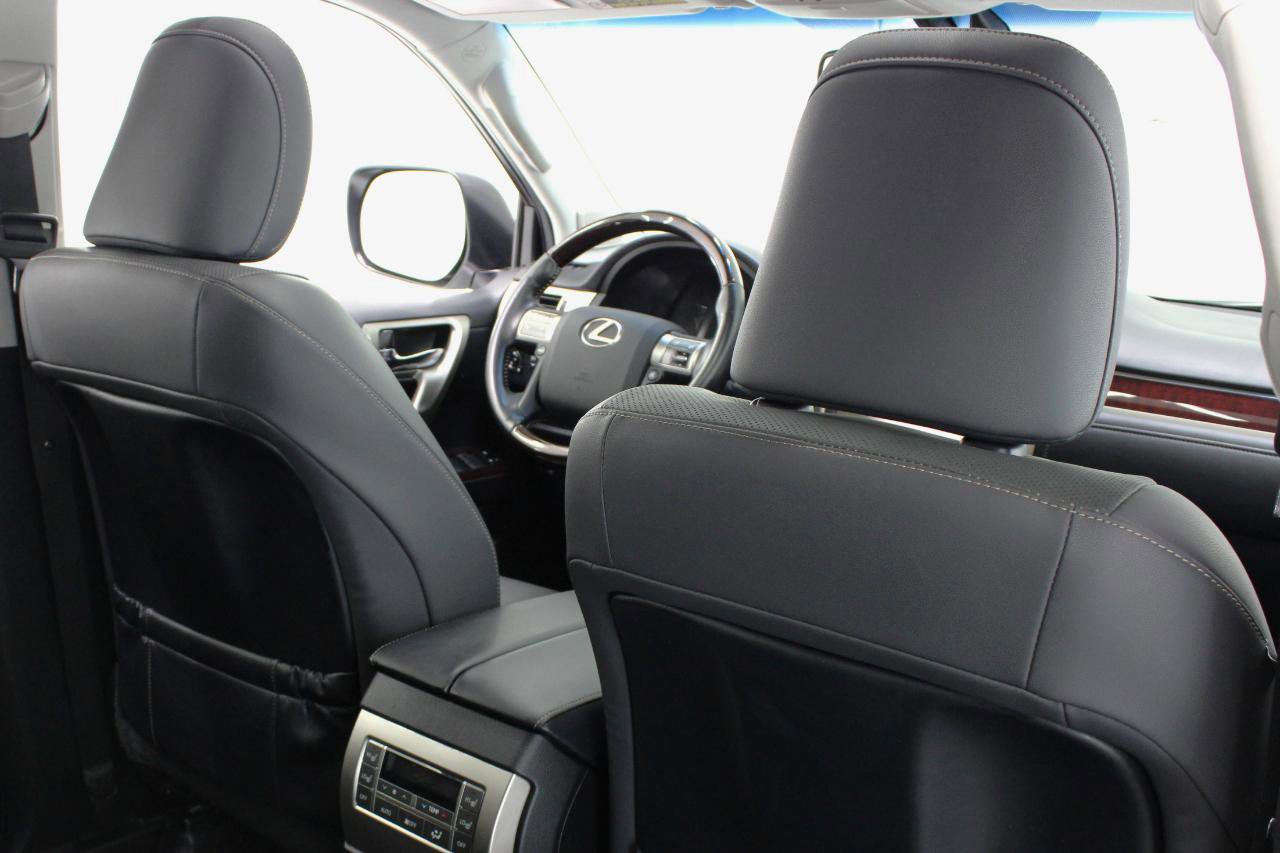 Used 2019 Lexus GX 460 Premium AWD/4WD image 44