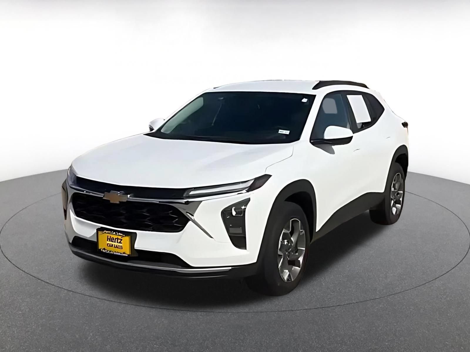 Used 2025 Chevrolet Trax LT FWD image 7