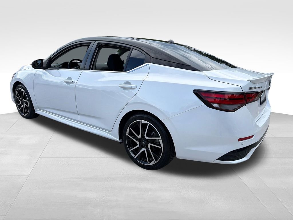 Used 2024 Nissan Sentra SR FWD image 5