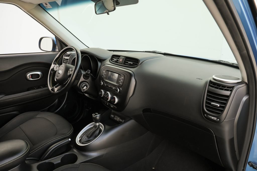 Used 2016 Kia Soul + w/ Designer's Package image 19