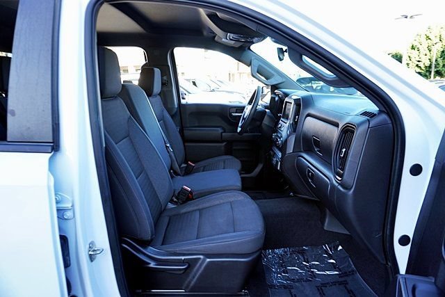 Used 2024 Chevrolet Silverado 1500 Custom Trail Boss AWD/4WD image 18
