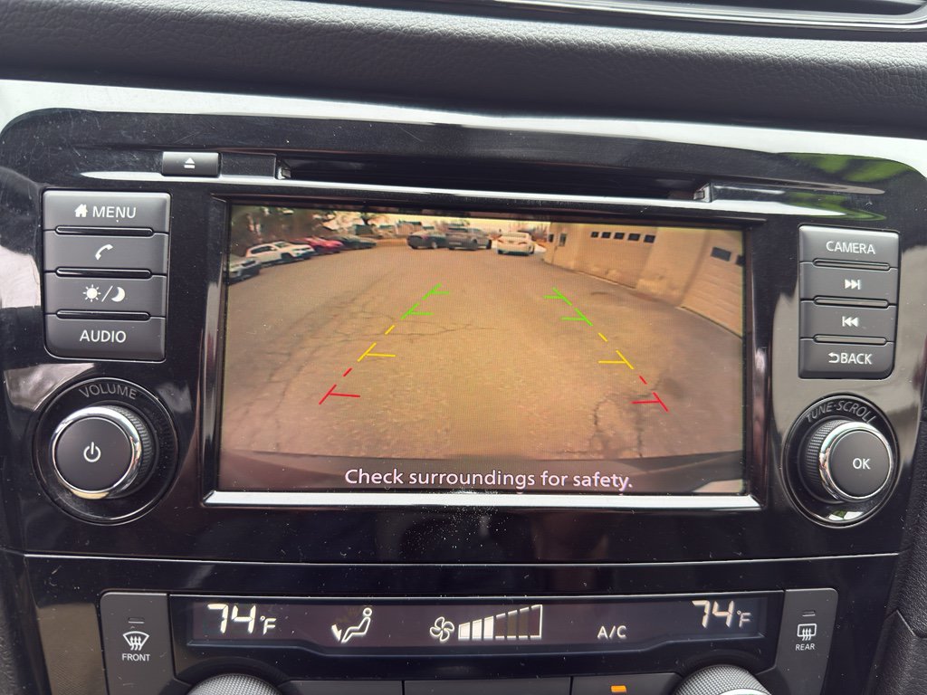 Used 2018 Nissan Rogue SV AWD/4WD image 23