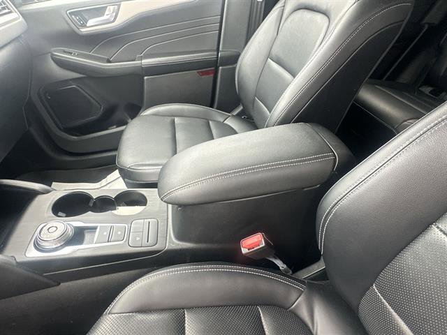 Used 2021 Ford Escape SEL image 20