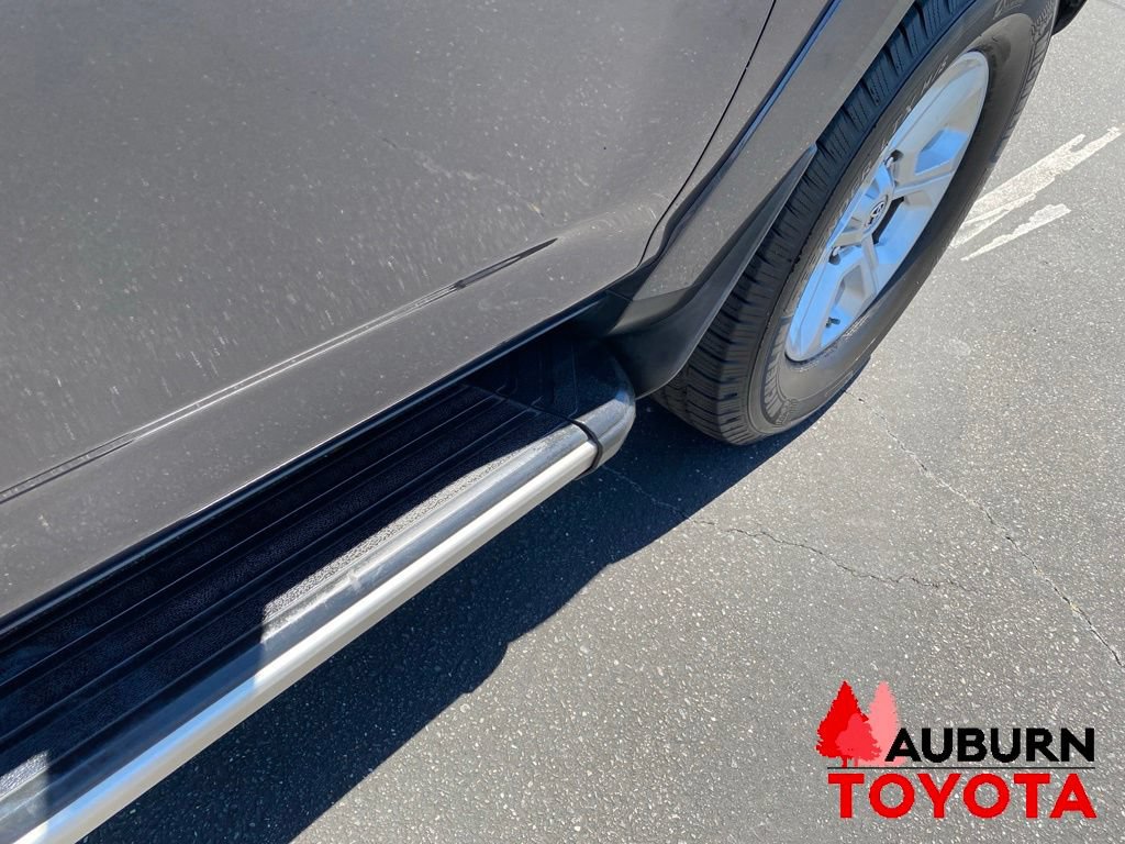 Used 2018 Toyota 4Runner SR5 Premium AWD/4WD image 10