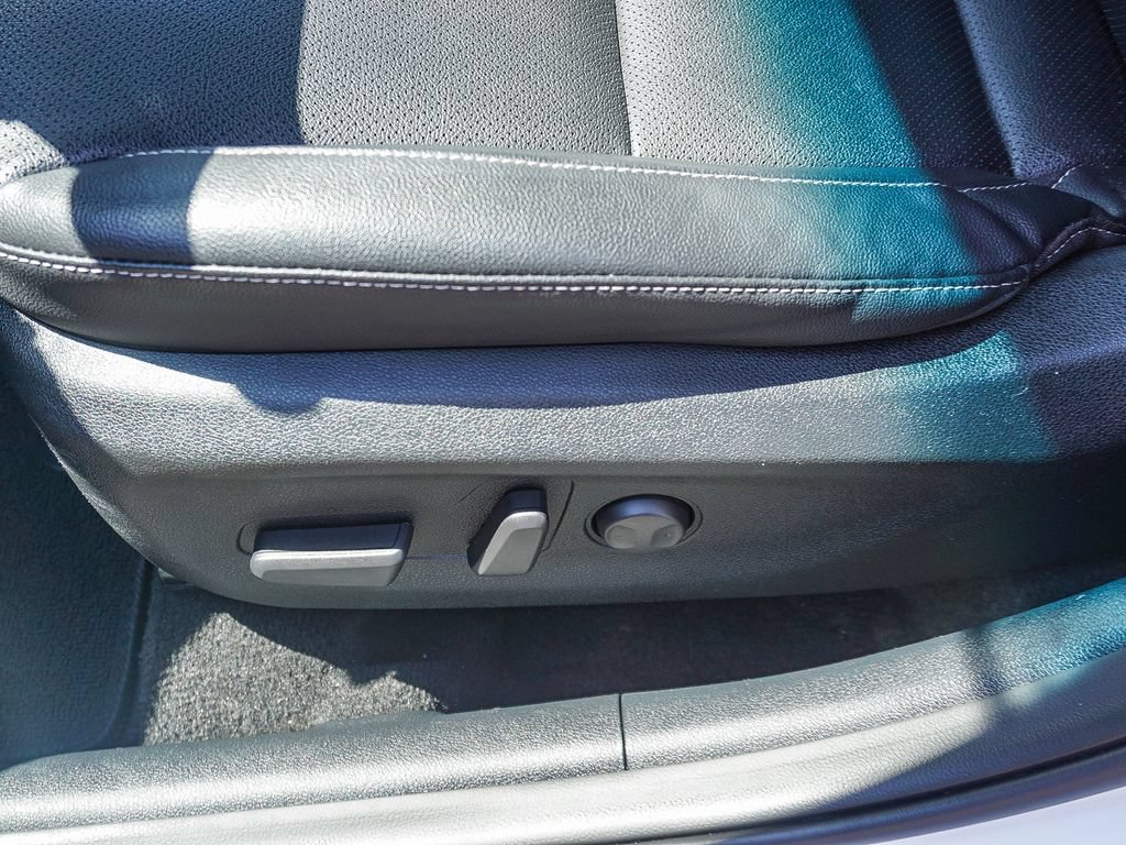 Certified 2022 Kia Niro EX Premium FWD image 20